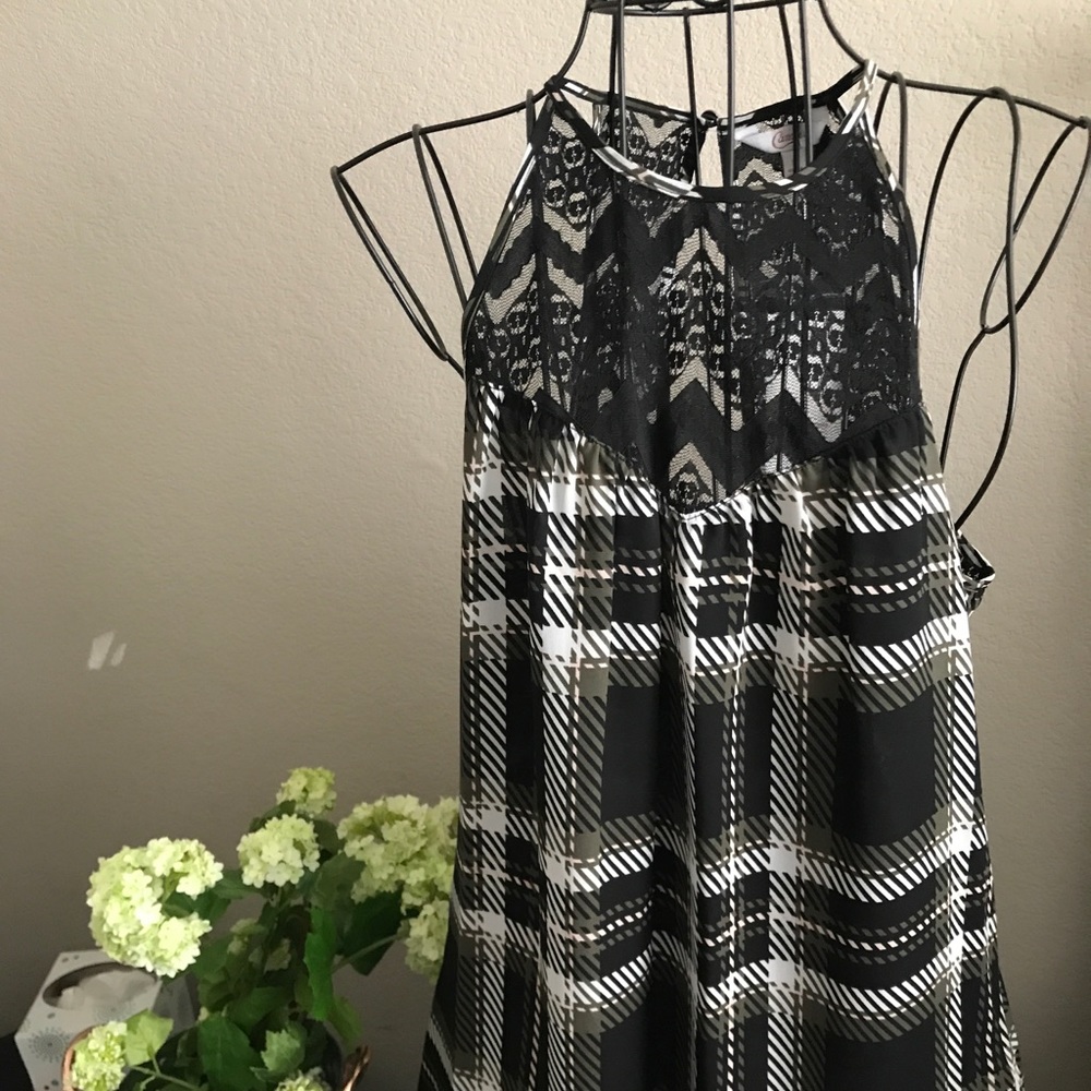 Candie’s summer tank